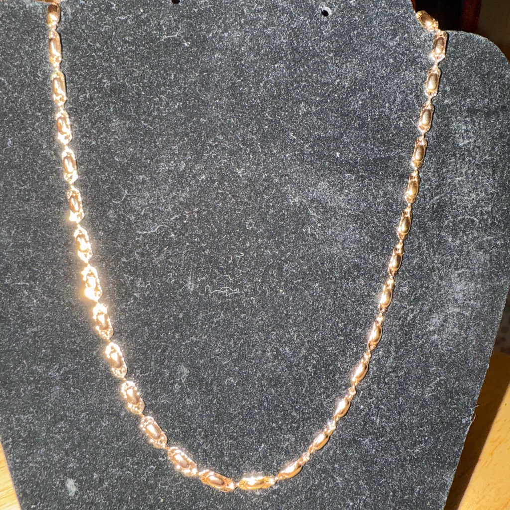 New Rose Gold Plated 18 Necklace 30$